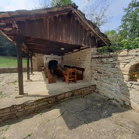 Къща За Гости Иван Карадимитров Bozhentsi Exterior photo